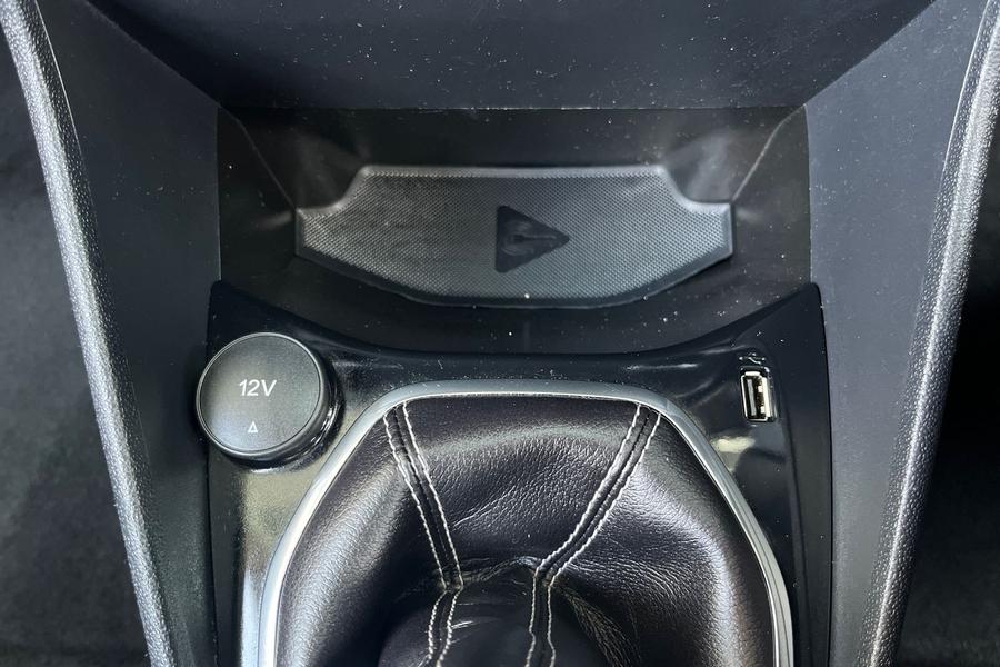Ford Fiesta Photo autoimg-1e4aa9f8cdc1c1ddbfbf40fca9837c6d51a66cdf.jpg