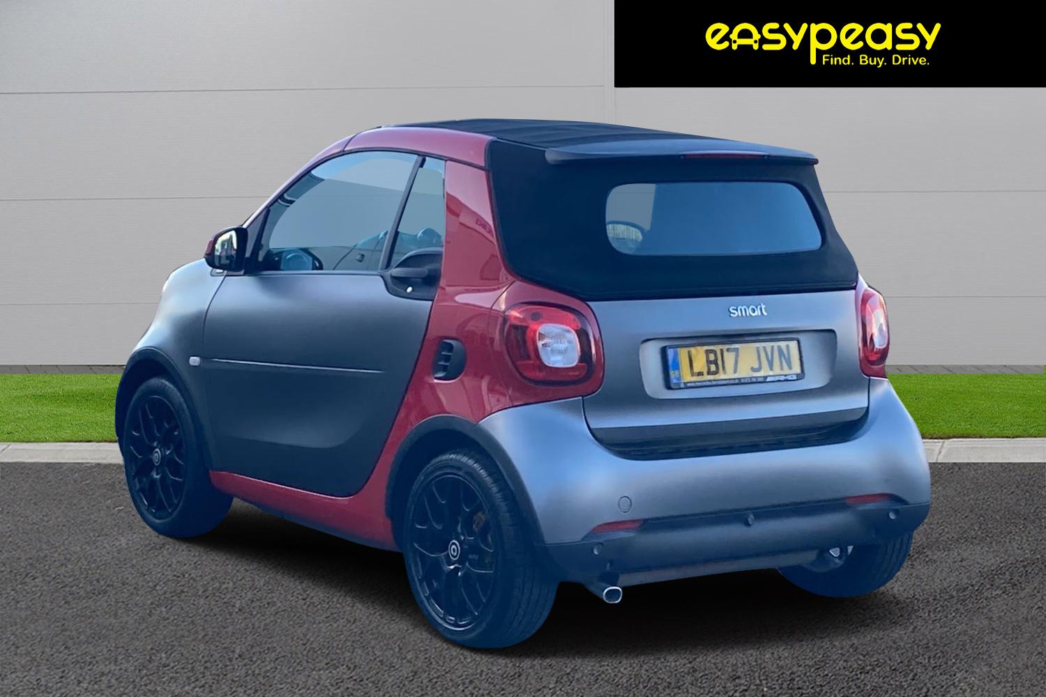 SMART FORTWO Photo 1