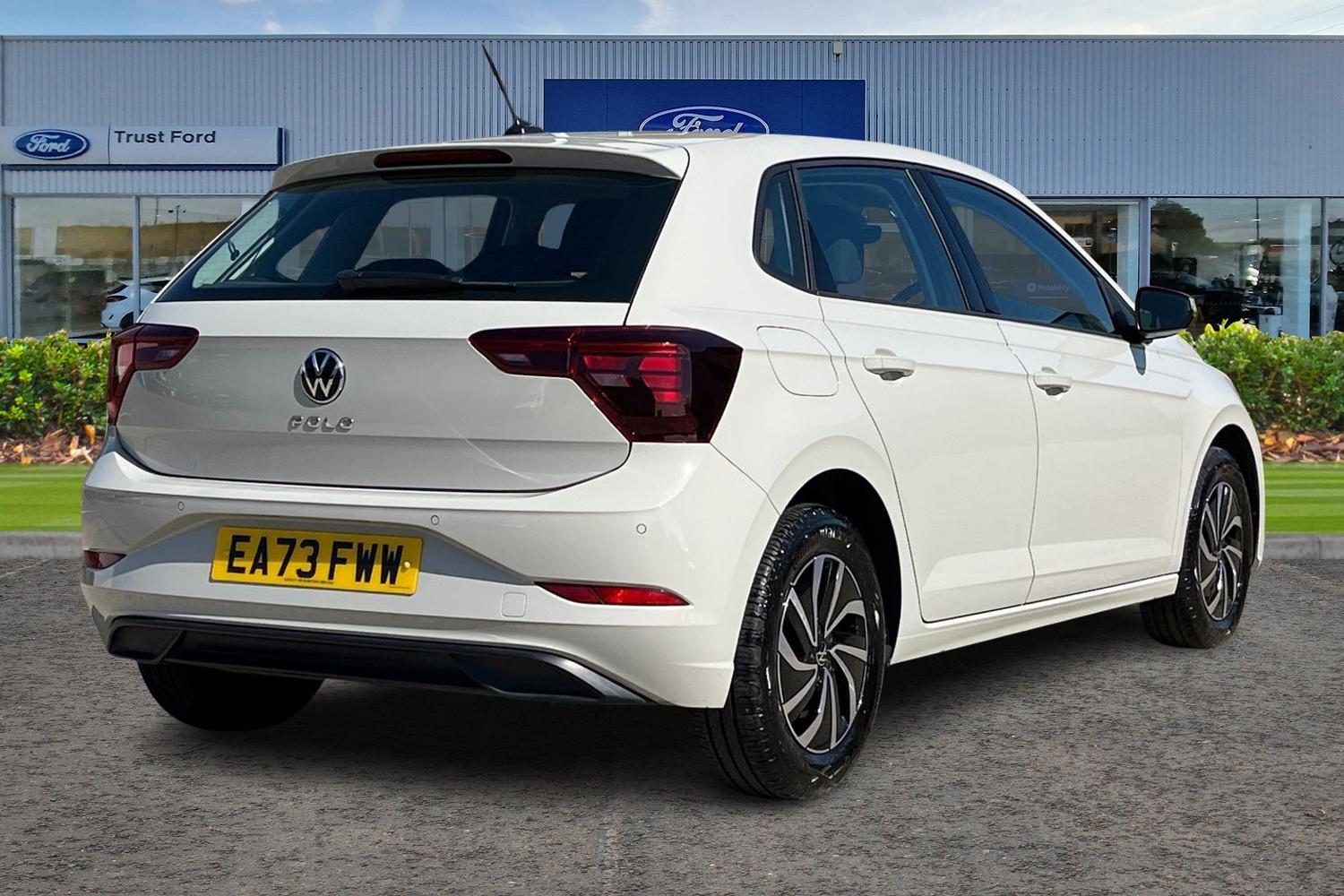 Volkswagen Polo Photo 3