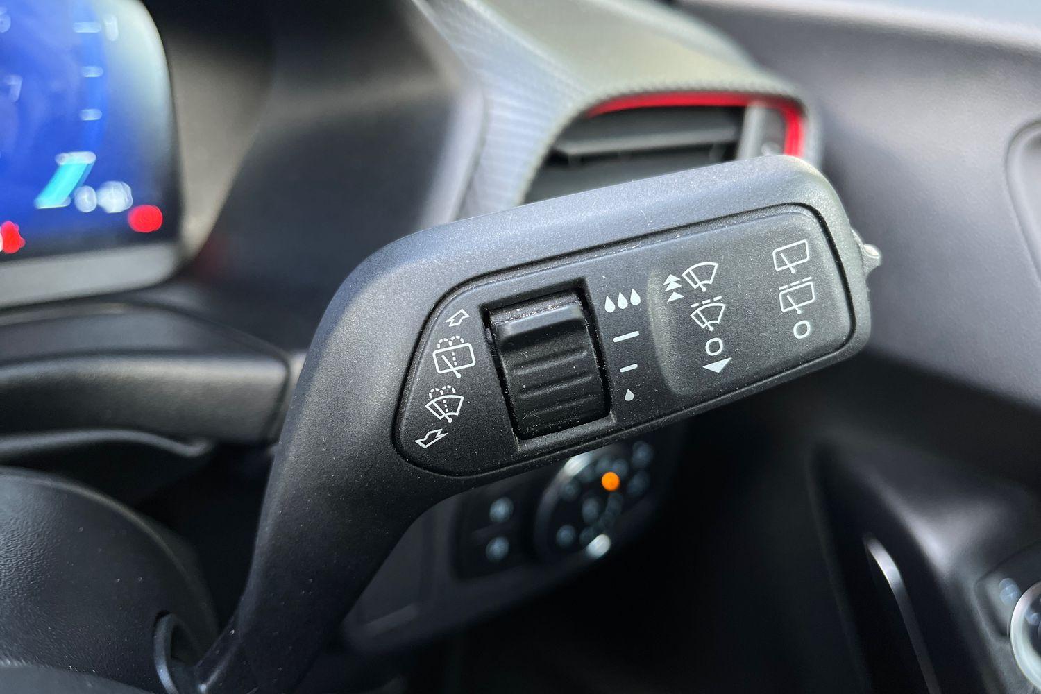 Ford PUMA Photo 14