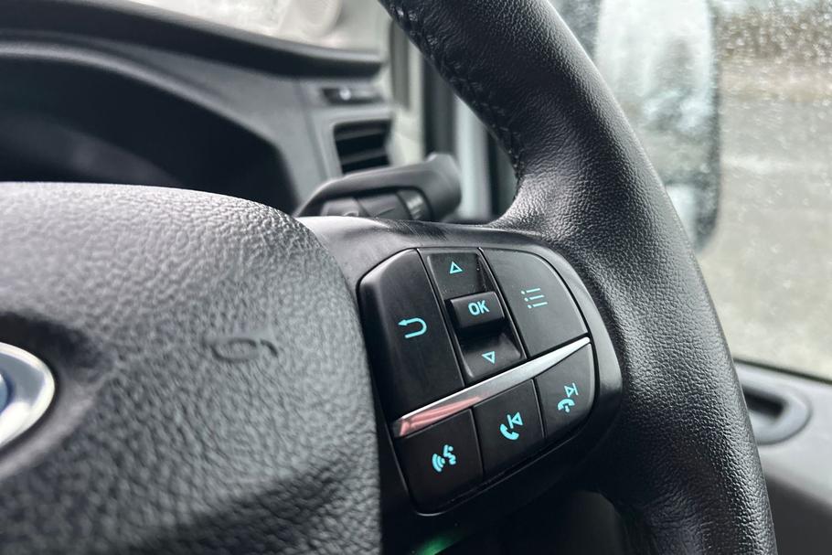 Used Ford TRANSIT 33