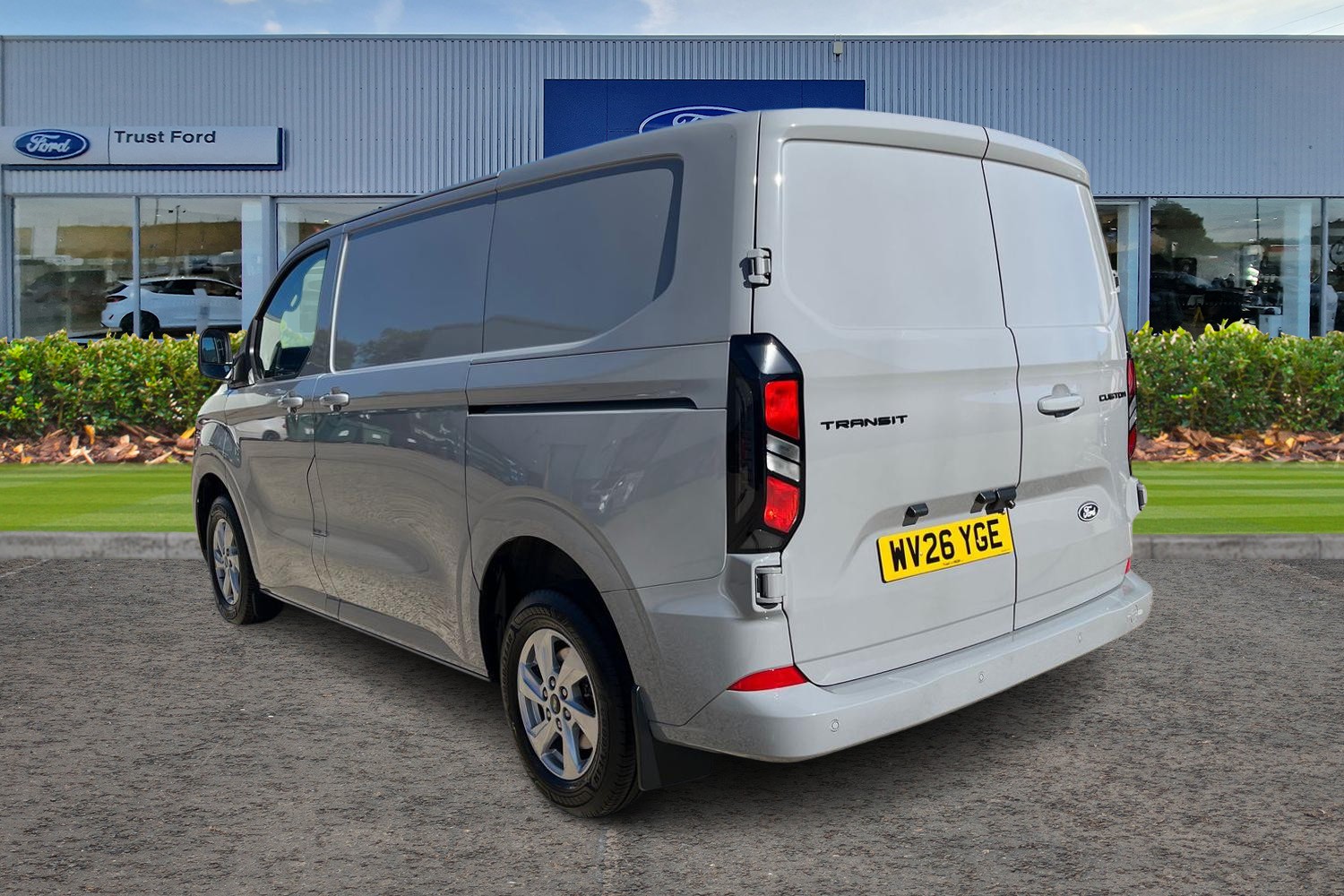 Ford TRANSIT CUSTOM Photo 1