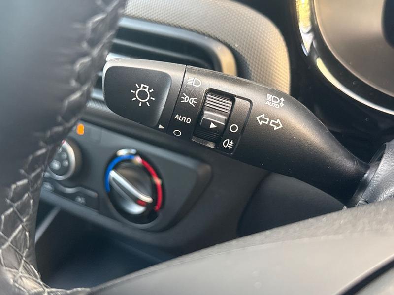 Used Hyundai i10 DV74NXL 22