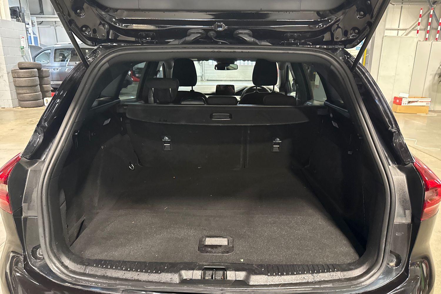 Ford FOCUS Photo 22