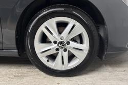 VOLKSWAGEN Golf Photo 5