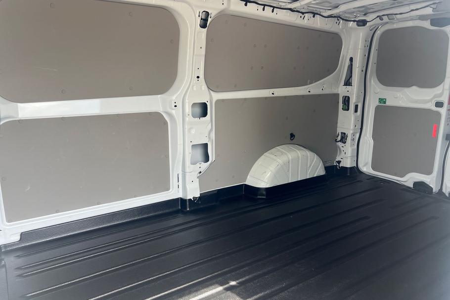 Used Ford TRANSIT CUSTOM WN24NXJ 4