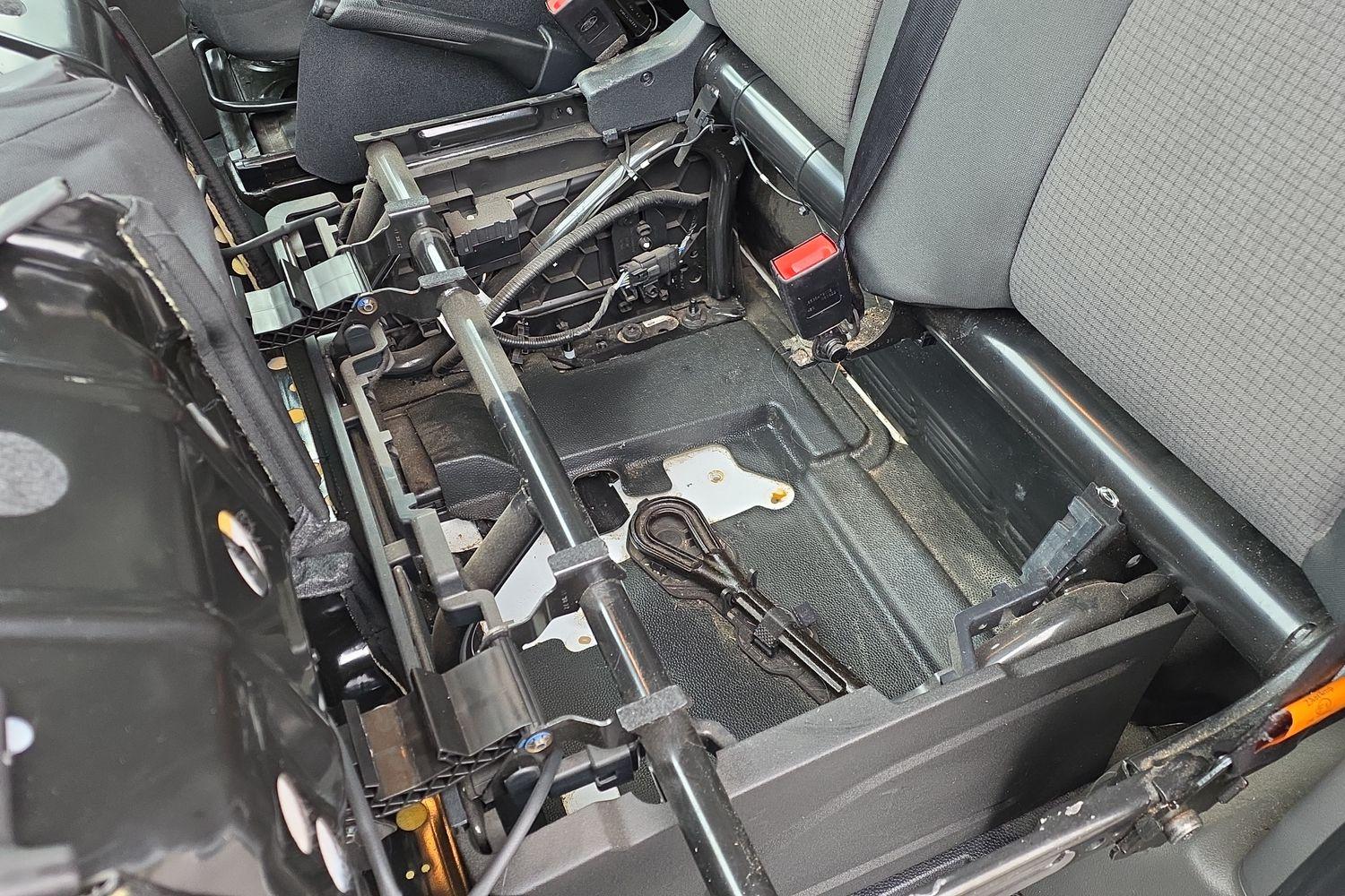 Ford Transit Photo 24