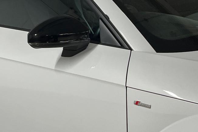 AUDI TT Photo 20