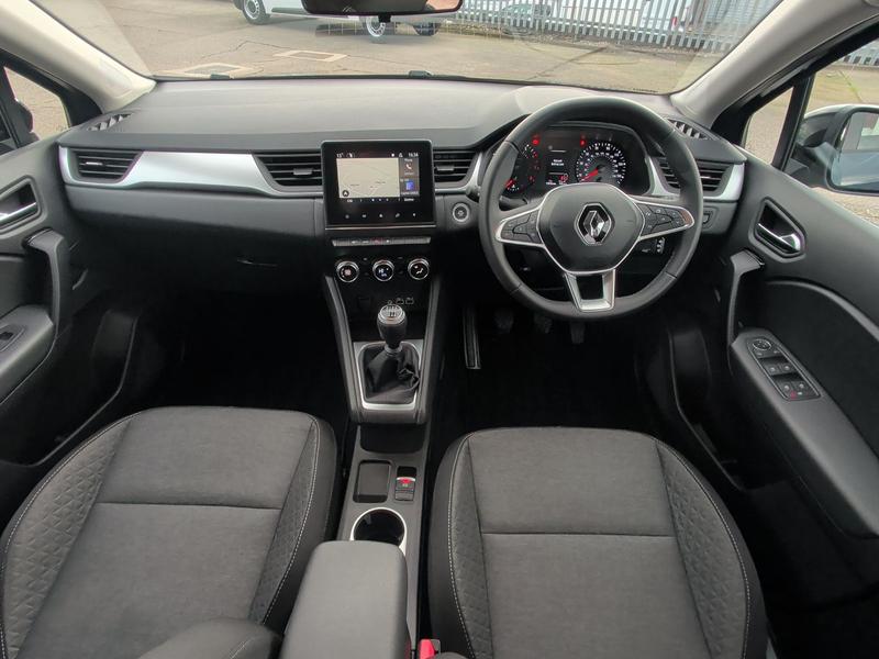 Used Renault Captur NG23FWL 12