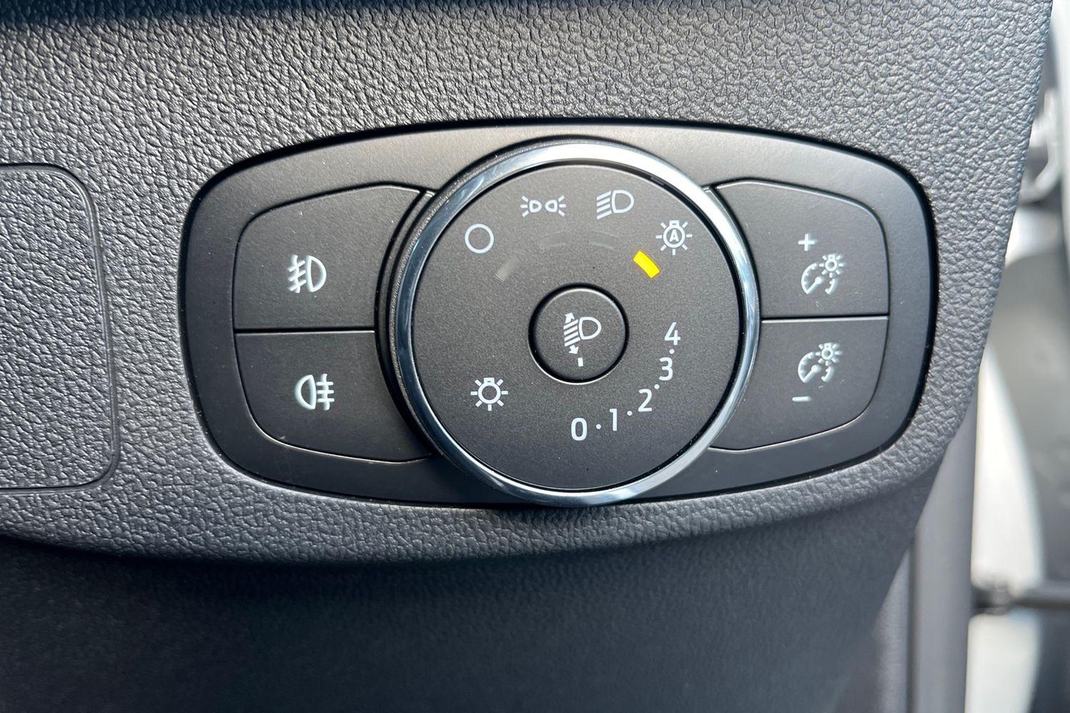 Ford FOCUS Photo 29