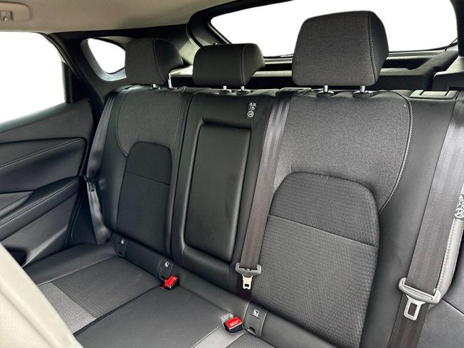 NISSAN Qashqai Photo 9