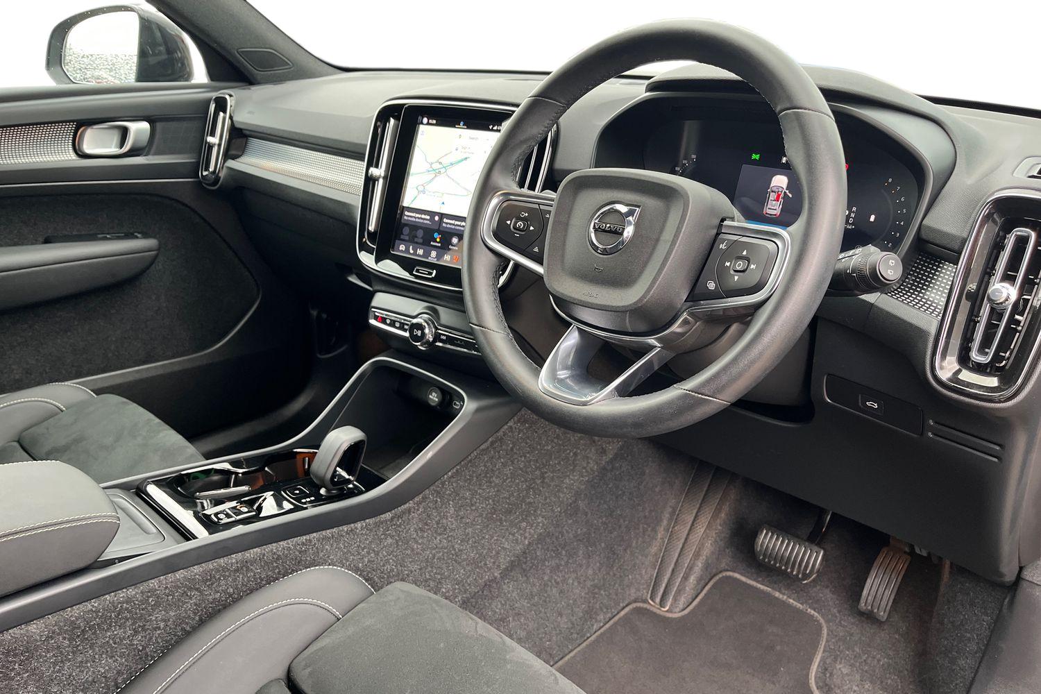 Volvo XC40 Photo 8