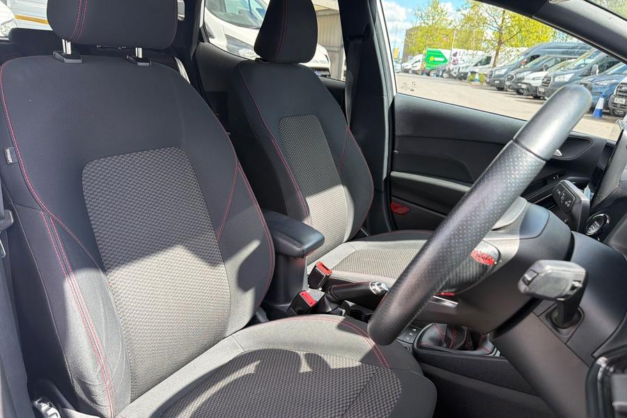 Ford FIESTA Photo autoimg-1e7b2de816e9f82479ab131ed3f3f5bdb55fdd9b.jpg