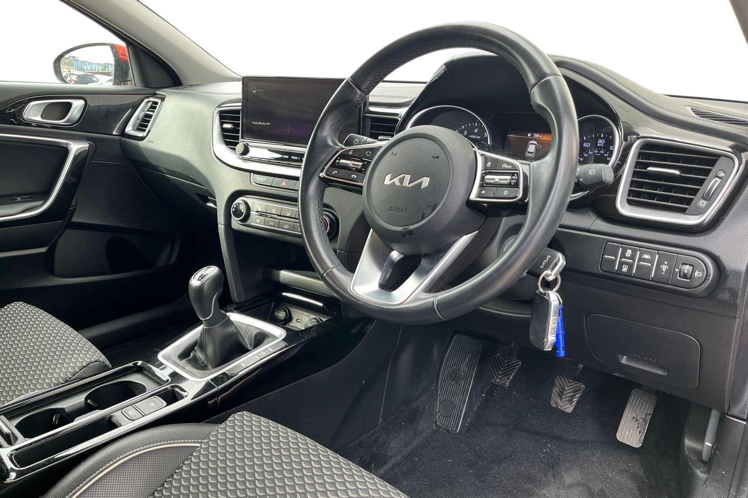 Kia XCeed Photo 8