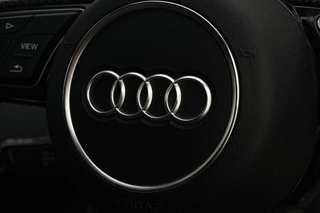 AUDI A4 Photo 28
