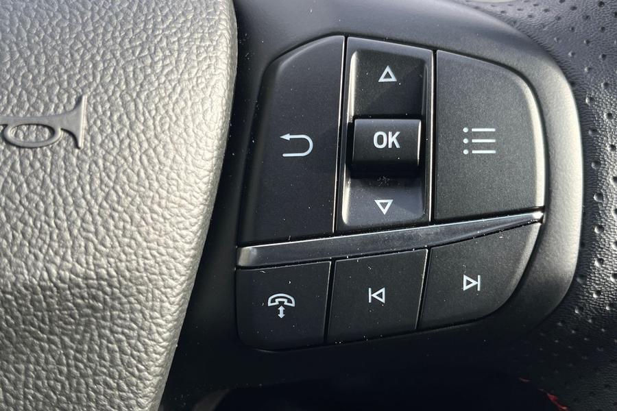 Ford KUGA Photo autoimg-1e87bff47067f9dd4c62e8cab747019d49910370.jpg