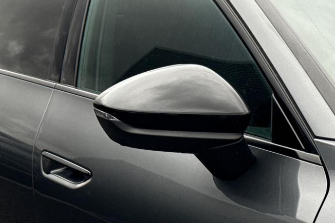 AUDI A6 Saloon Photo 22