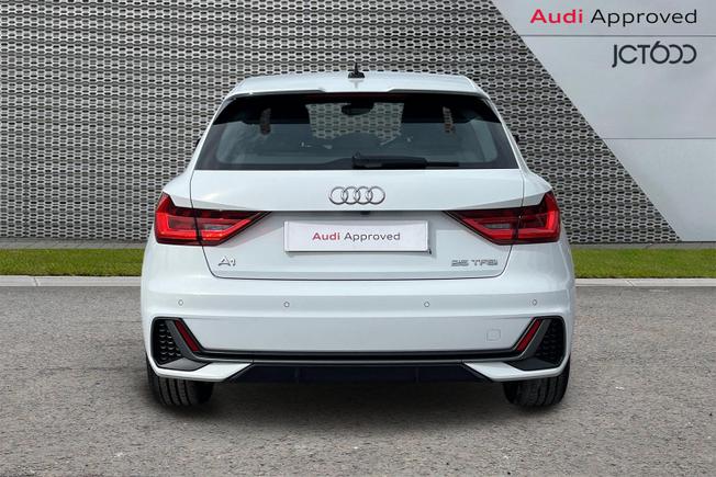 AUDI A1 Photo 7
