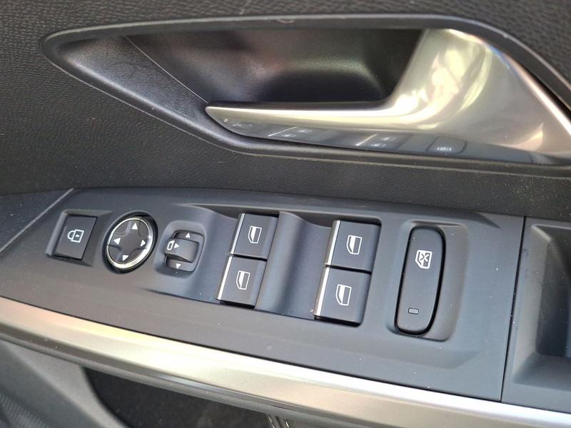 Used Peugeot 3008 KP25GYK 24