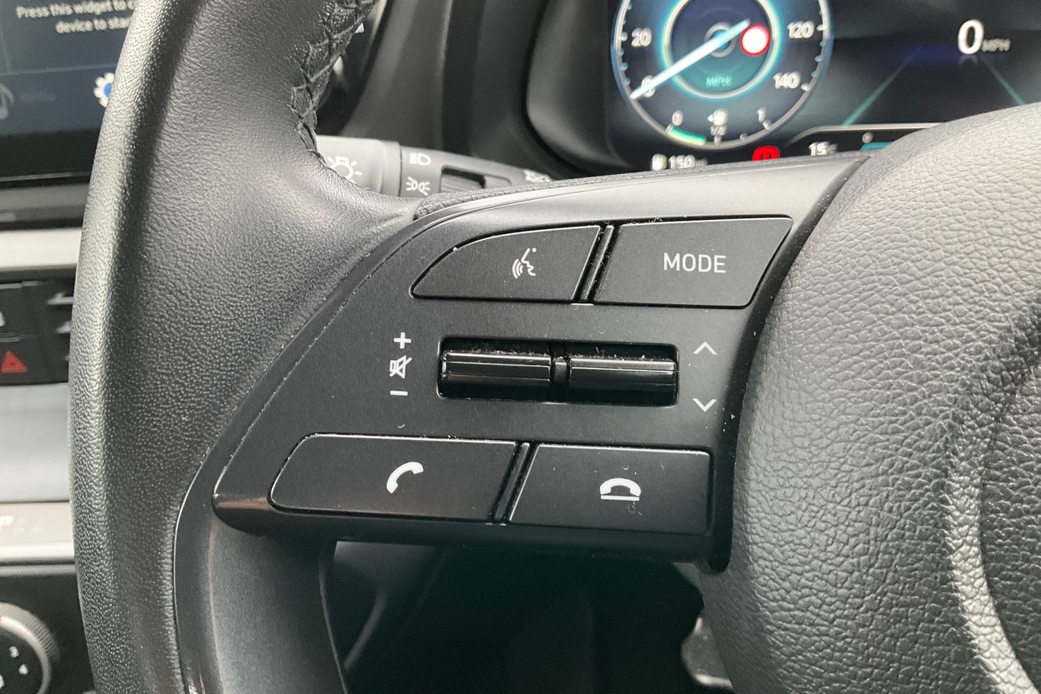 Hyundai BAYON Photo 28