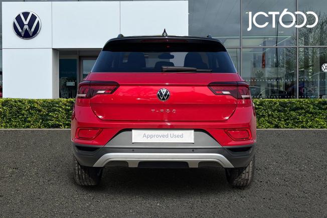 VOLKSWAGEN T-Roc Photo 7