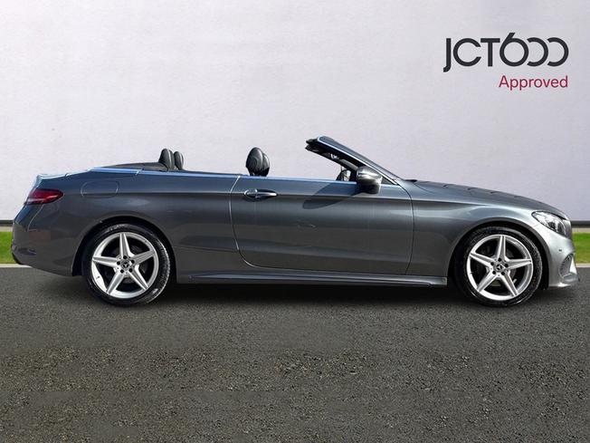 MERCEDES-BENZ C Class Photo 4