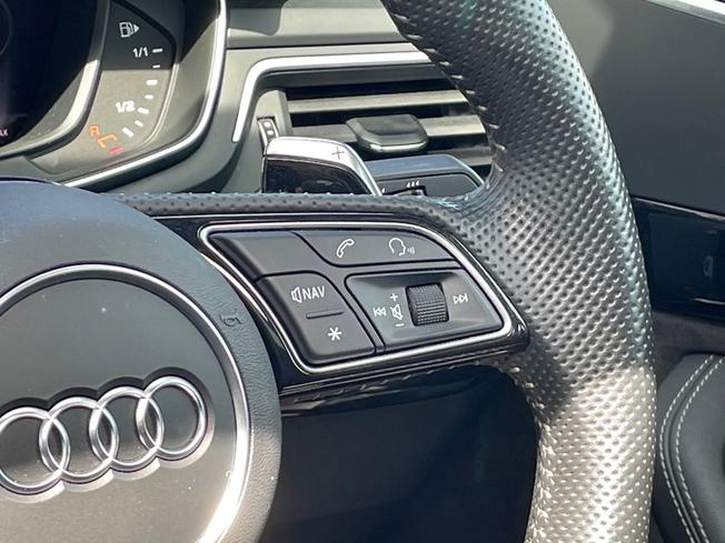 AUDI RS5 Photo 17