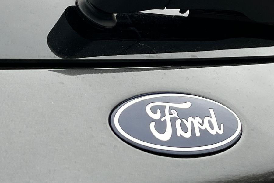Ford KUGA Photo autoimg-1ea0d0423e9d36cb32713fde32f8a769979f60aa.jpg