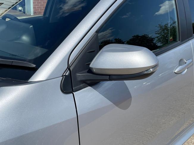 Toyota Yaris Photo 20