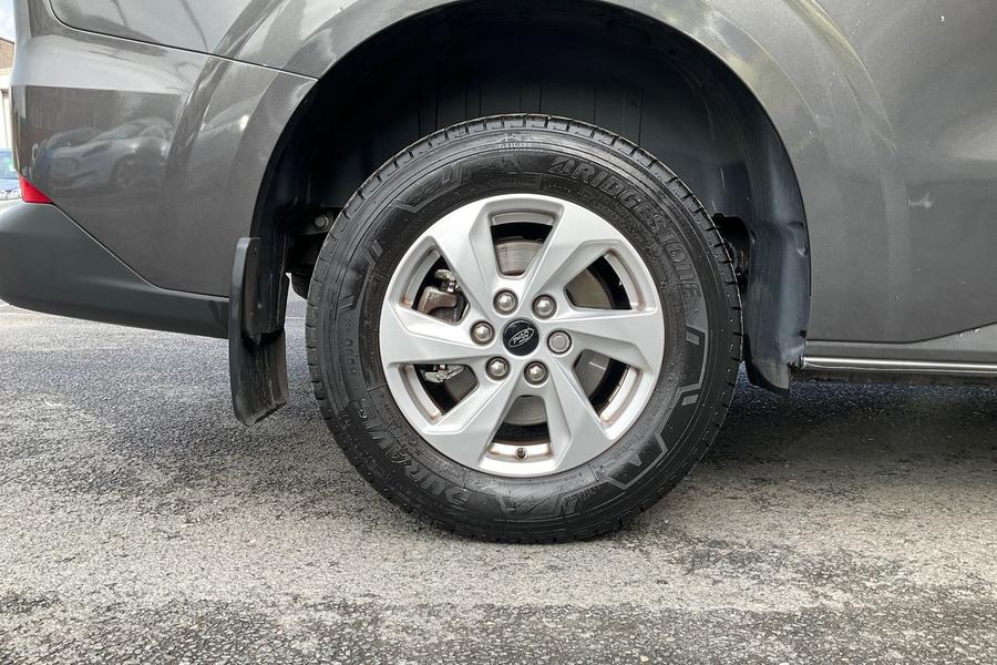 Ford TOURNEO CUSTOM Photo autoimg-1ea6f2f612004e57e94badb144f4de1300724a54.jpg