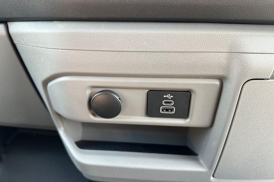Used Ford E-TRANSIT CUSTOM HV75CDF 36