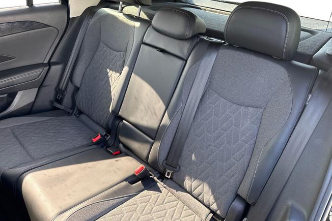 VOLKSWAGEN Tiguan Photo 9