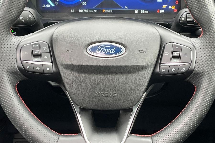 Ford KUGA Photo autoimg-1eaa67d028d3ecf5146258c0303d1d441684a6e3.jpg