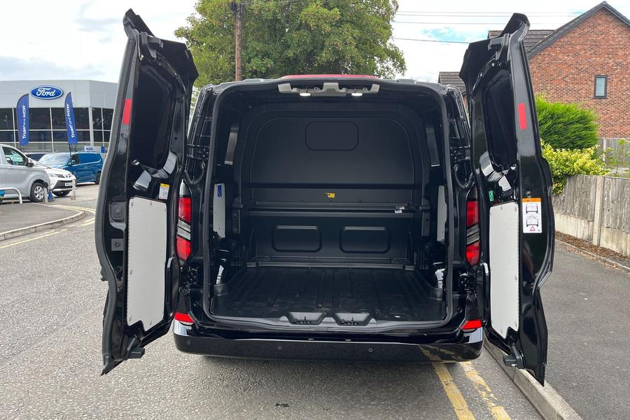 Ford TRANSIT CUSTOM Photo autoimg-1eabfcf40dc75f848544e938afa022d3606db882.jpg
