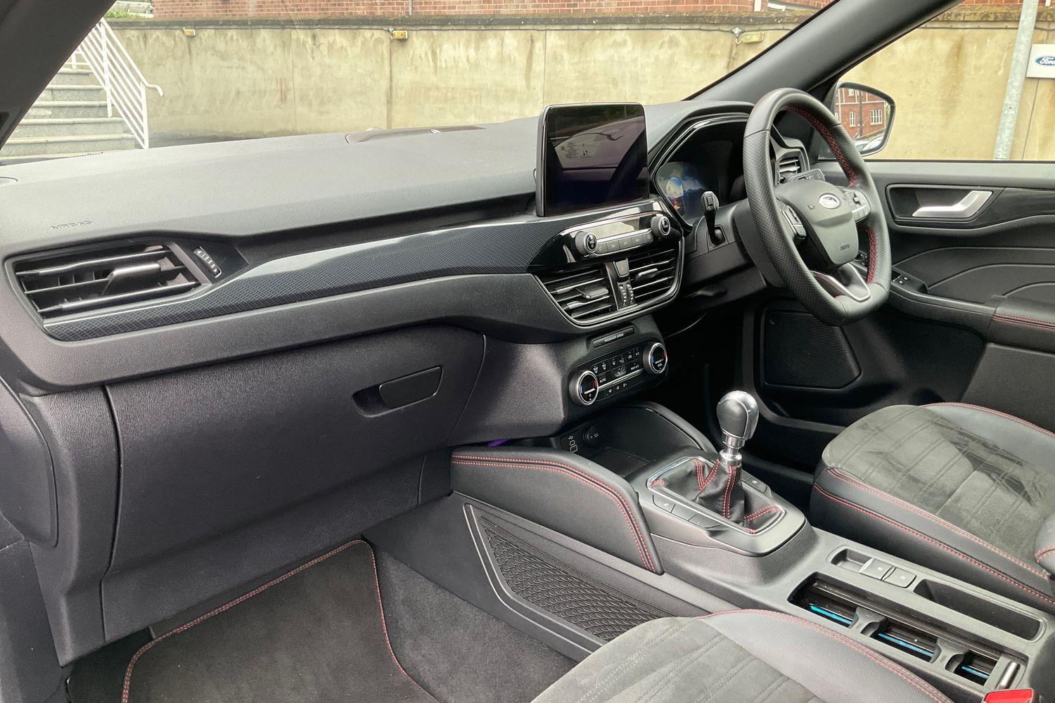 Ford KUGA Photo 17