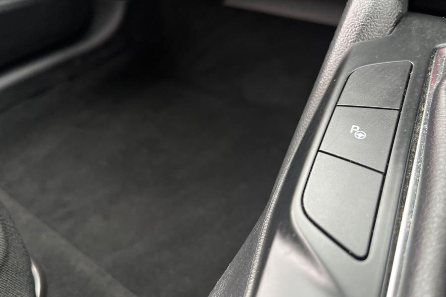 Ford FOCUS Photo autoimg-1eaf551760a0002ed04680708908c689ea7f63d1.jpg