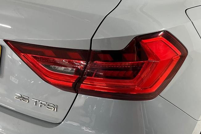 AUDI A1 Photo 19