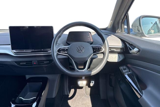 VOLKSWAGEN ID.4 Photo 11