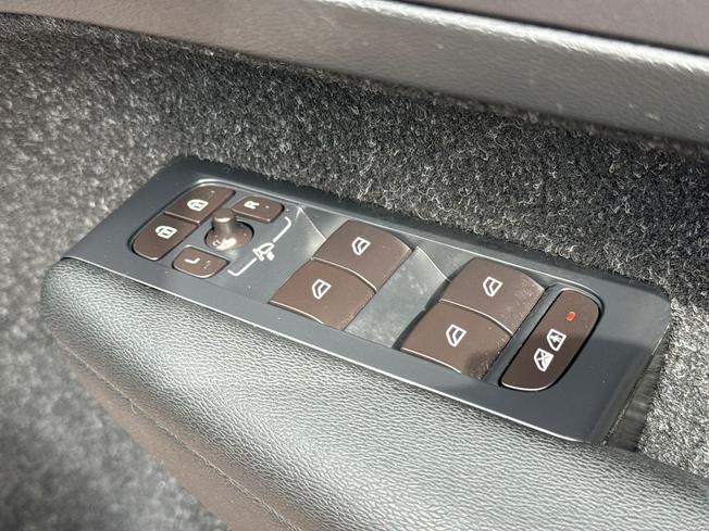 VOLVO Xc40 Photo 48