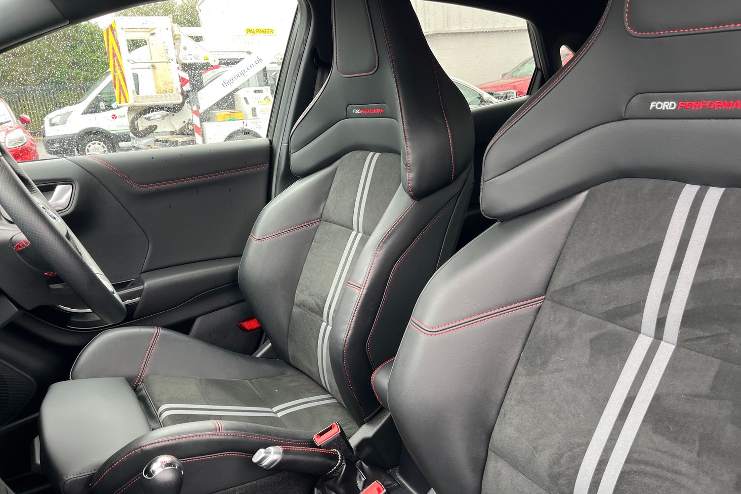 Ford PUMA Photo 18