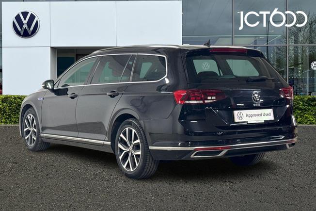 VOLKSWAGEN Passat Photo 3