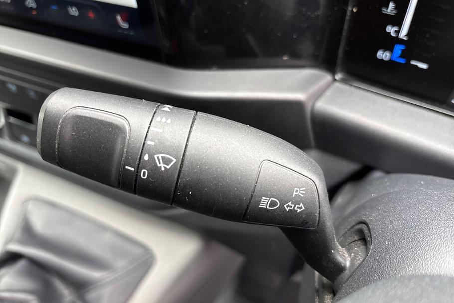 Used Ford Transit Custom LB24VNM 29