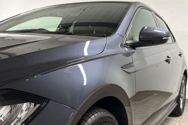 VOLKSWAGEN Polo Photo 30