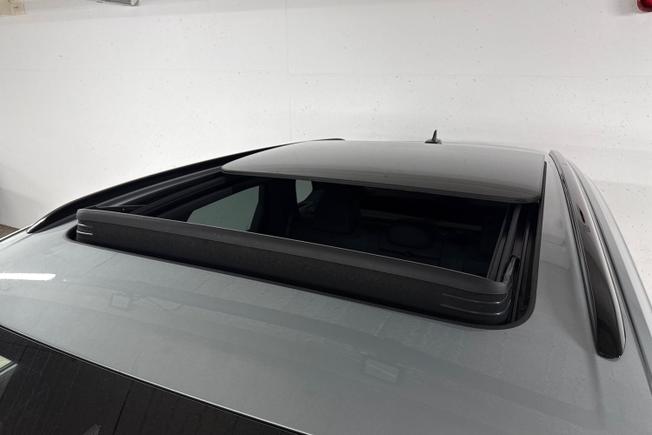 VOLKSWAGEN Touareg Photo 32