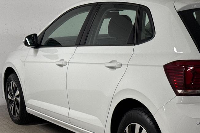 VOLKSWAGEN Polo Photo 26