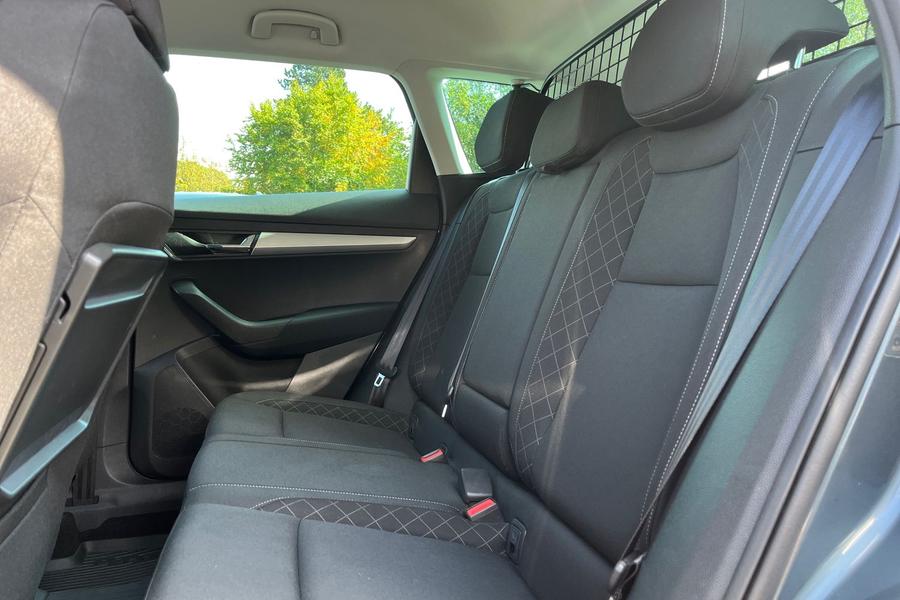 Skoda Karoq Photo autoimg-1ec3c0b9715c8933afde3580ea342b37fc7d71f7.jpg