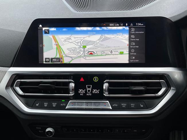 BMW 3 Series Photo 14