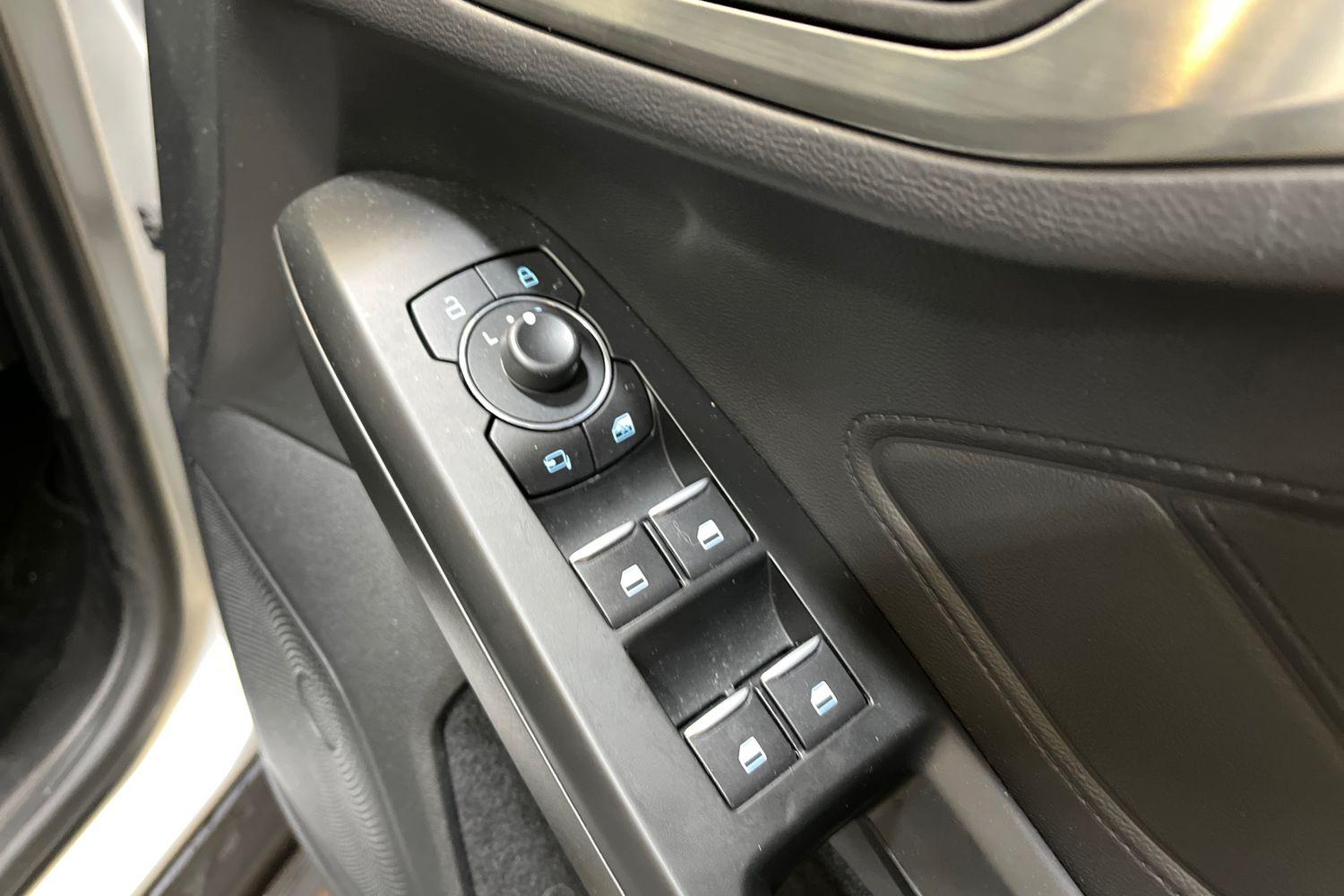 Ford FOCUS Photo 15