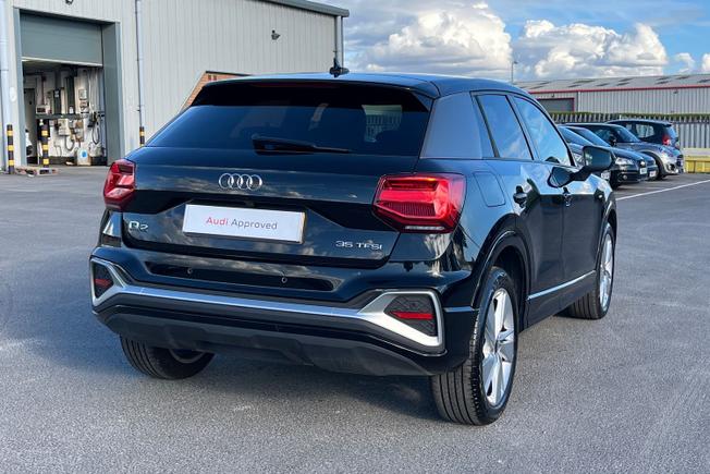 Audi Q2 Photo 25