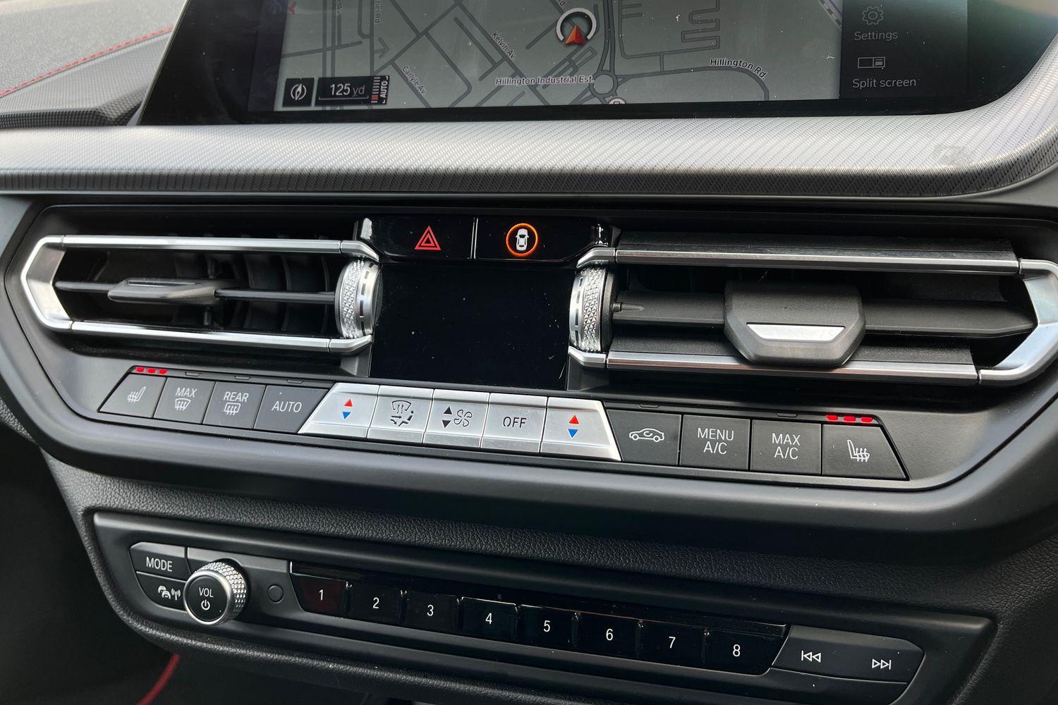 BMW 1 Series Photo 29